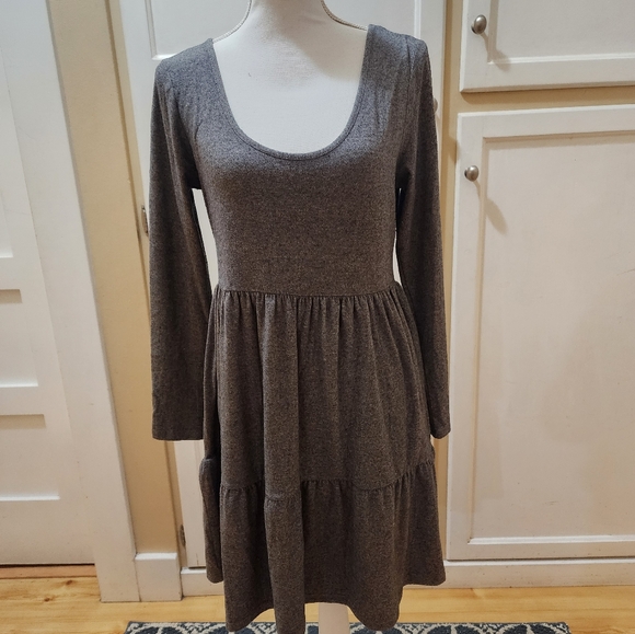 Wild Fable Women's Scoop Neck Long-sleeved Dress - Picture 2 of 11